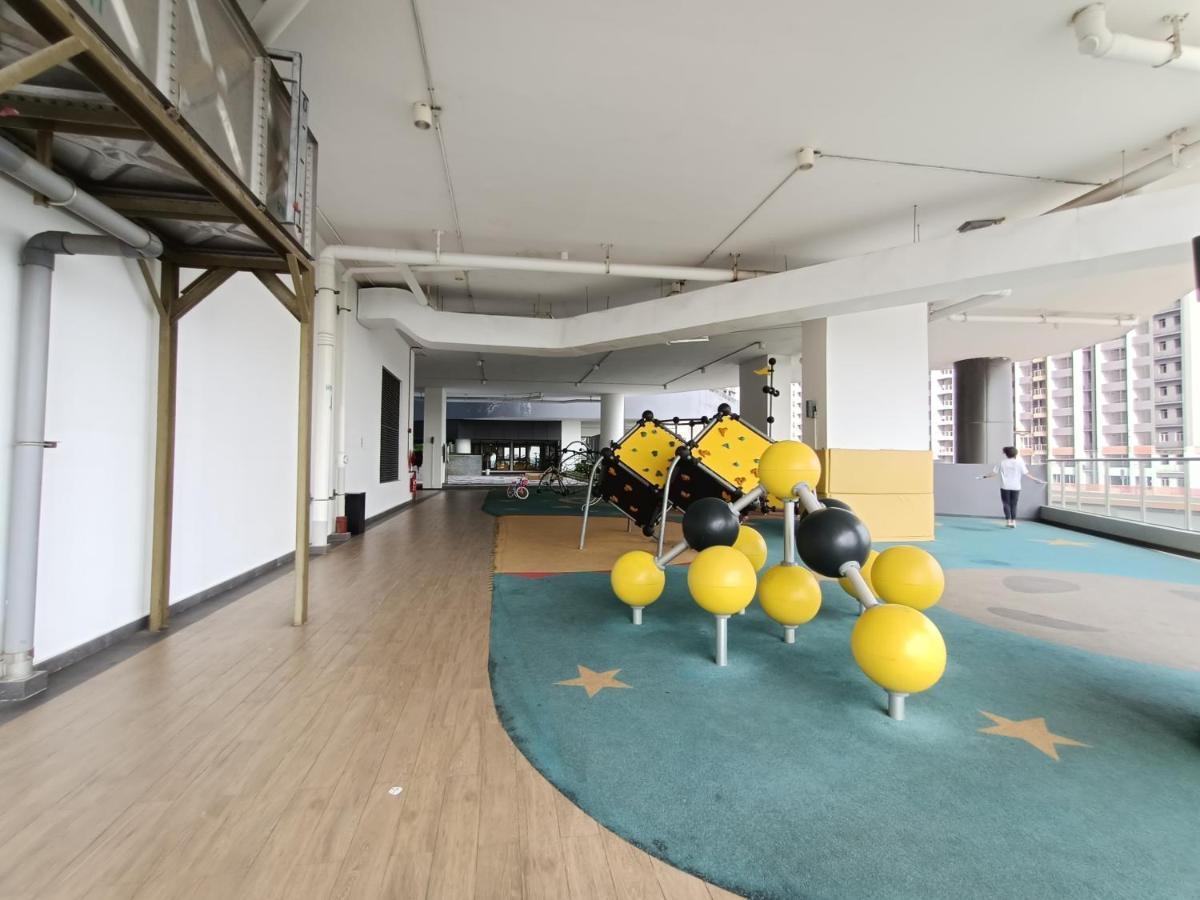 R&F Princess Cove Premium Homestay Famaily Johor Bahru Extérieur photo